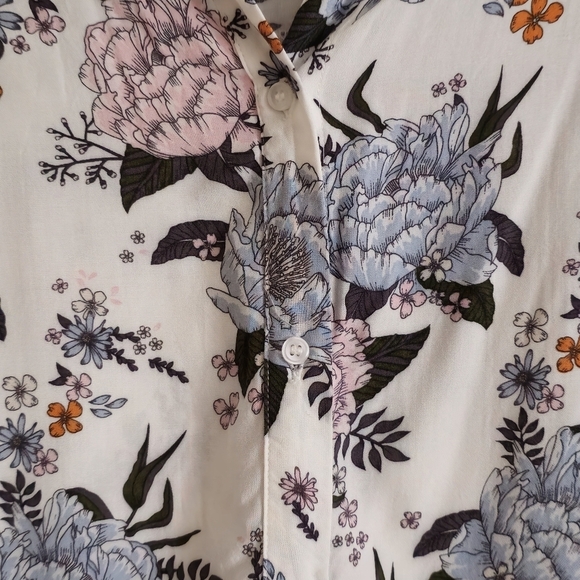 H&M Divided Floral Blue & Pink Button Down Shirt Size 14 - Picture 4 of 9